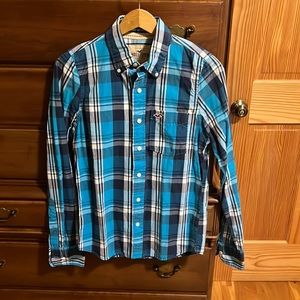 Hollister Small Men’s Plaid Shirt; Navy; Aqua; White and Gray Color Scheme